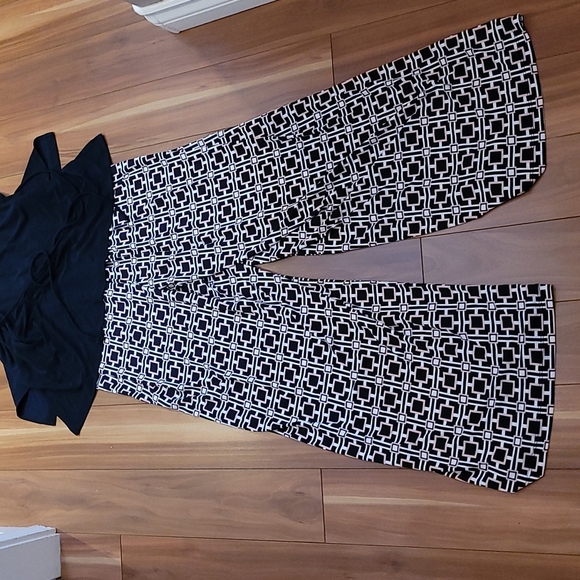 Nwt NINA LEONARD fashion v-neck jumpsuit - Picture 4 of 5